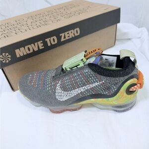 Nike Kids' Gray and Multicolor Sneakers